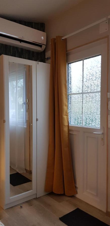 Agreable Petite Maison Proche Joigny Chamvres Екстериор снимка